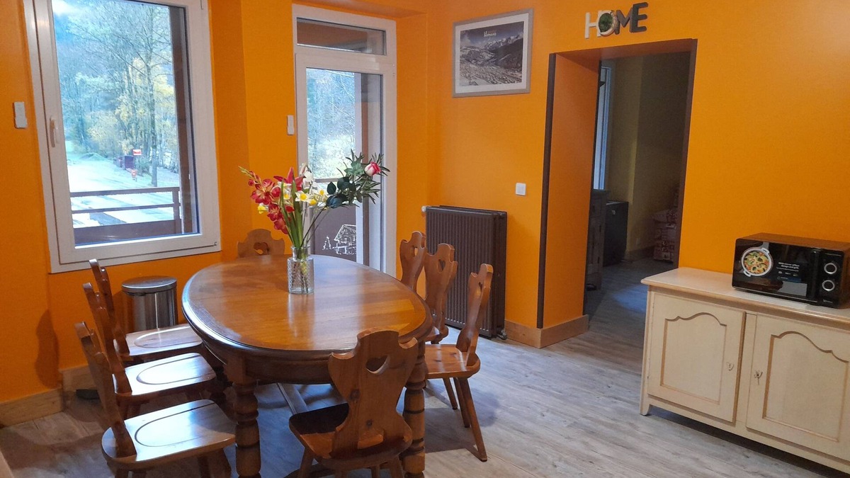 Entremont Apartment | Comfortable apartments for 14 people
