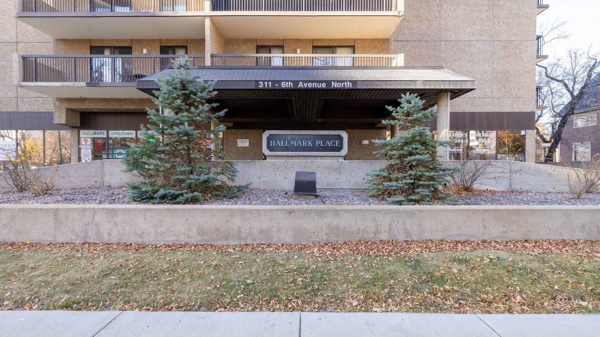 Saskatoon Downtown Apartment | Comfortable 1BR Retreat in Downtown. Fully Equipped with Wi-fi and Parking Space
