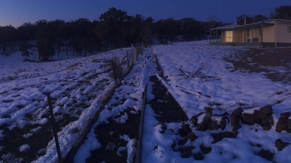 Lost River House | Comfortable 3 bed homestead on 160 Ac. Working Cattle farm. River and views.