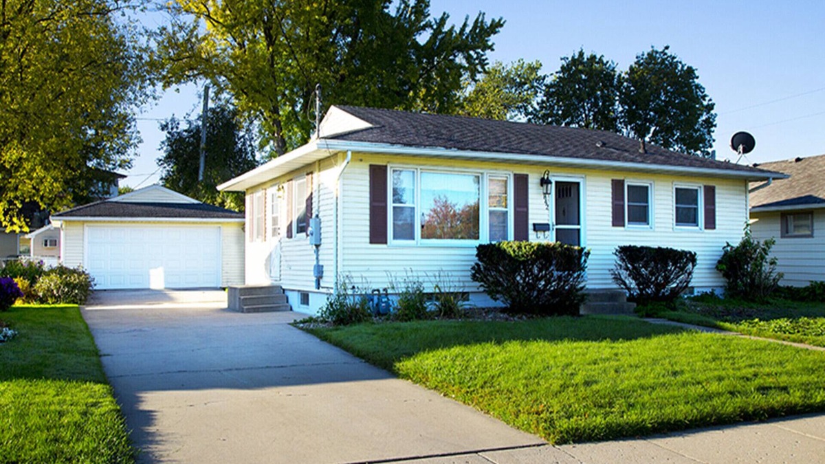 Kutzky Park House | Comfortable 3BR/2BA Home – Walkable to Mayo & St. Mary’s, Pet Friendly