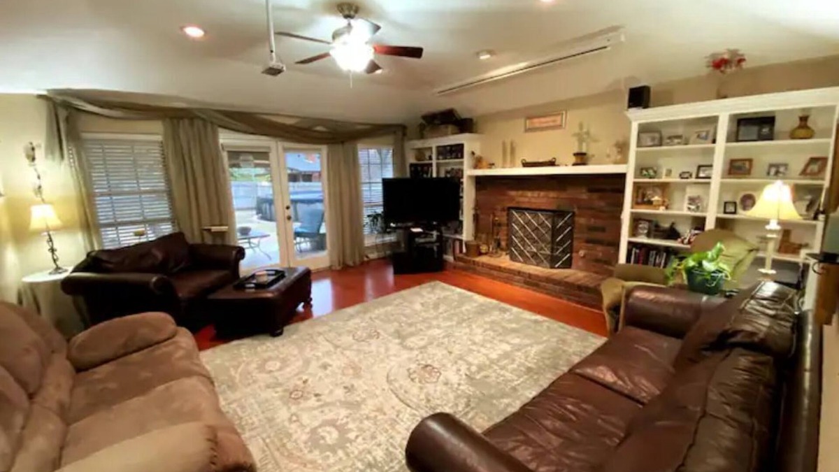 South Tulsa House | Comfortable 4 bedroom home in South Tulsa