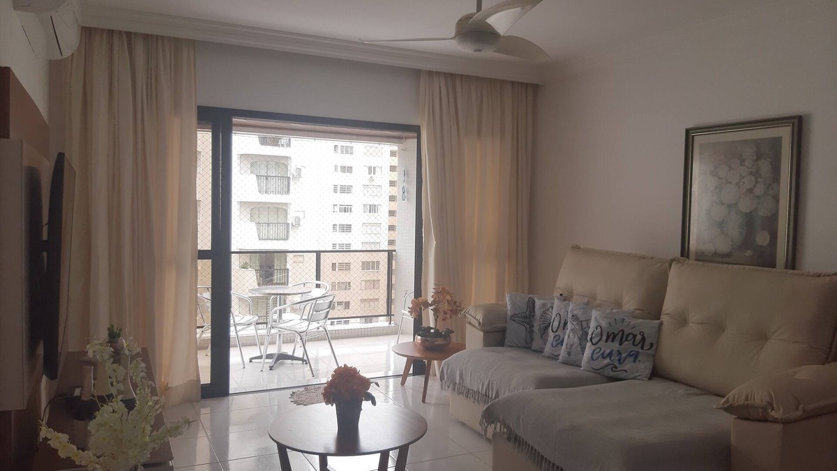 Pitangueiras Apartment | Comfortable, air cond. and tv in the 3 bedrooms. and living room, NET, WIFI, 2 GAR., 200 mts from the sea