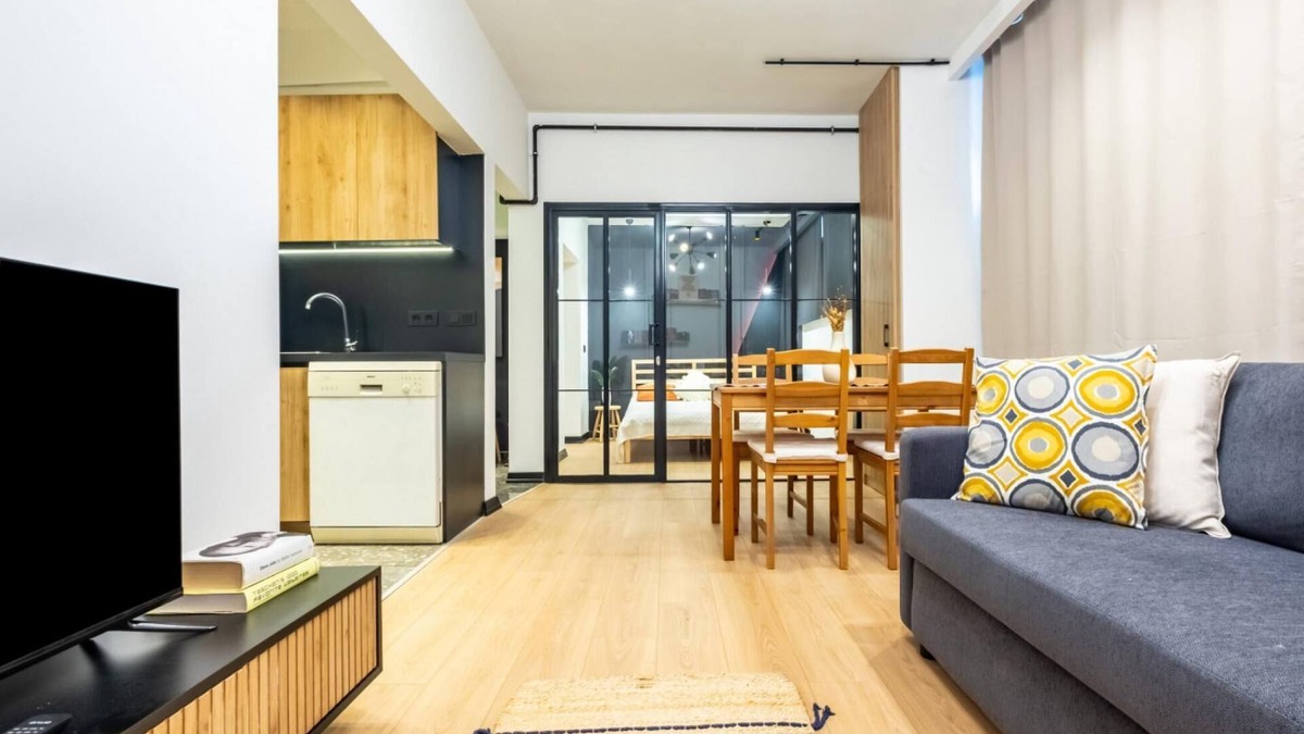 Rasimpasa Apartment | Comfortable and Central Flat in Kadikoy
