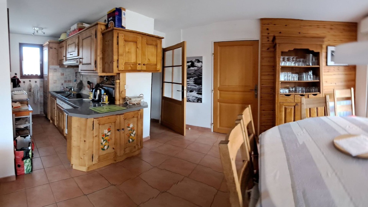 Saint-Chaffrey Apartment | Comfortable and well-equipped 3-bedroom family apartment, charming, ski 800m