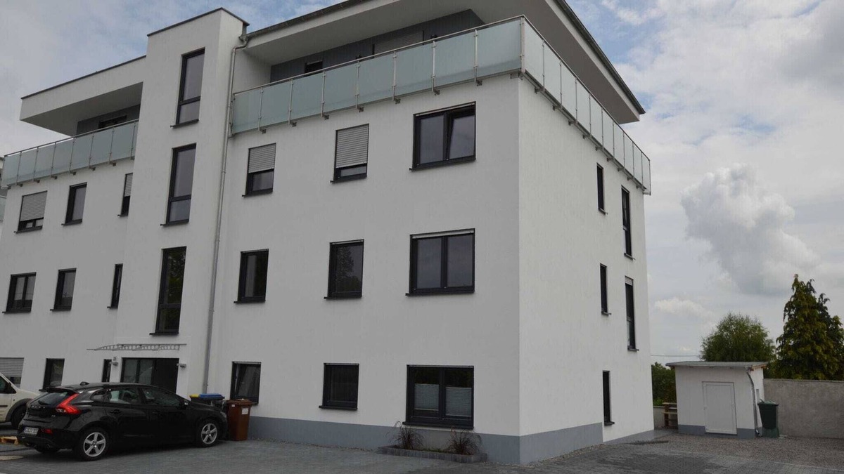 Kaisersesch House | Comfortable and luxurious apartment in a wooded area with sweeping views