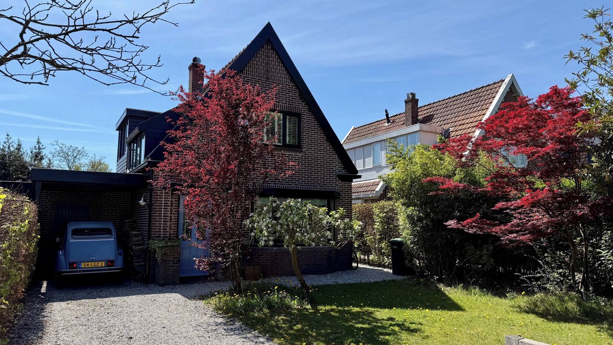 Bergen House | Comfortable and modern family home with beautiful garden and good location!