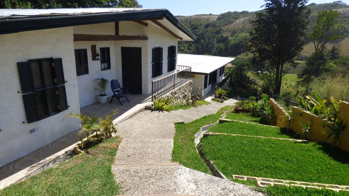 Sierra House | Comfortable and Peaceful stay in Monteverde