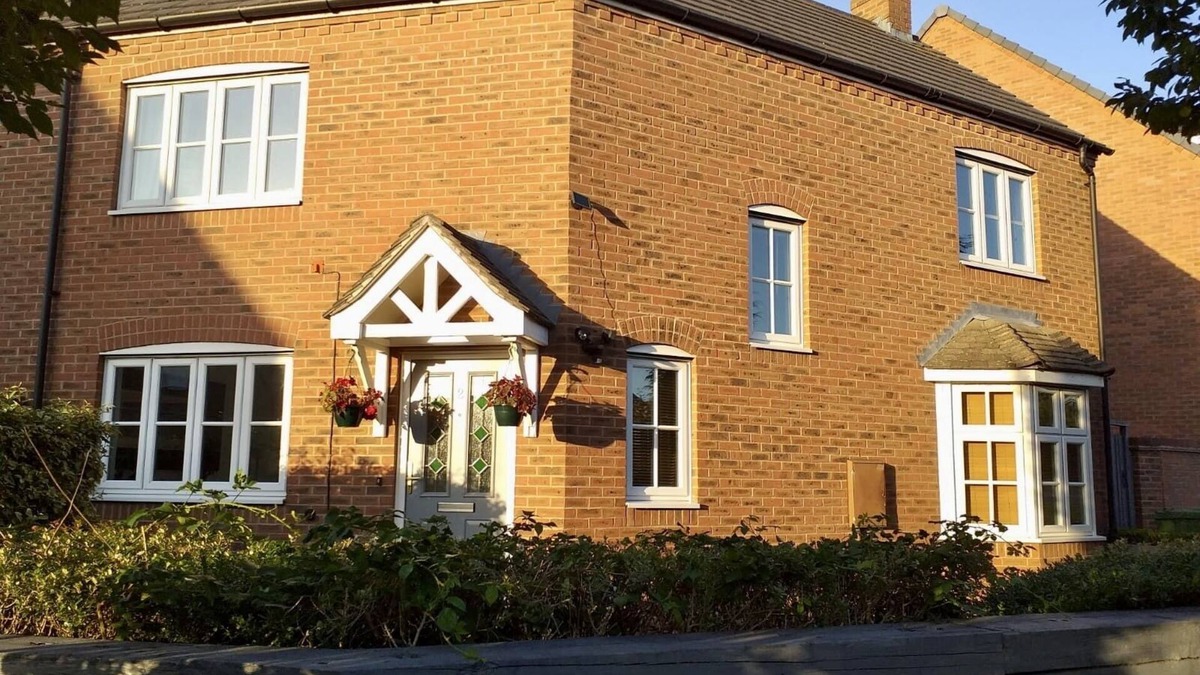 Solihull House | comfortable and stylish 4 BED HOUSE/NEC.SOLIHULL