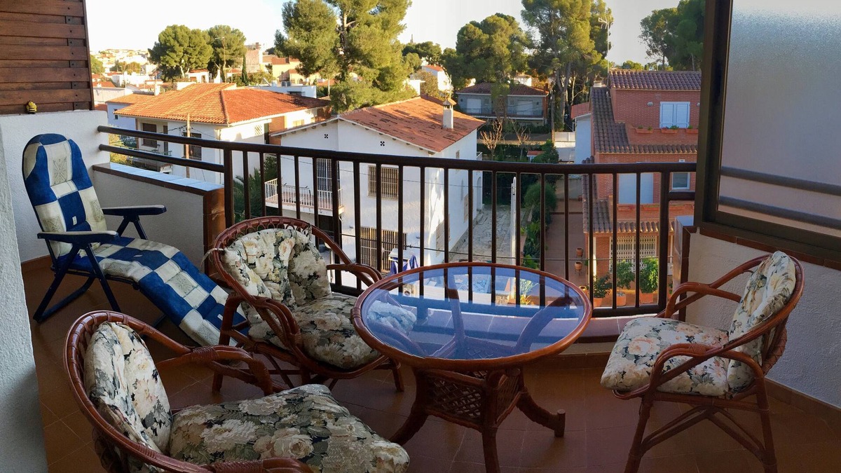Comarruga Apartment | Comfortable apartment near the beach and Barcelona