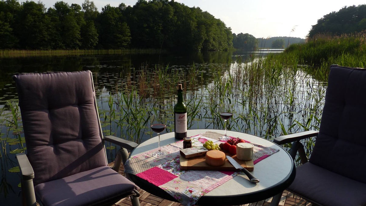 Teupitz Apartment | Comfortable apartment at the lake in Spreewald proximity to relax, fishing, .