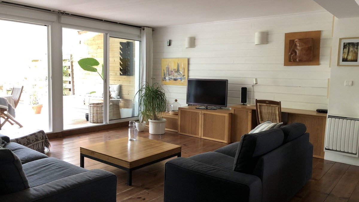 Les Estagnots Apartment | COMFORTABLE APARTMENT 300M FROM THE OCEAN