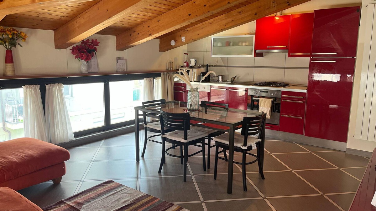 Rezza Apartment | Comfortable attic apt with parking space in Chiavari Italy