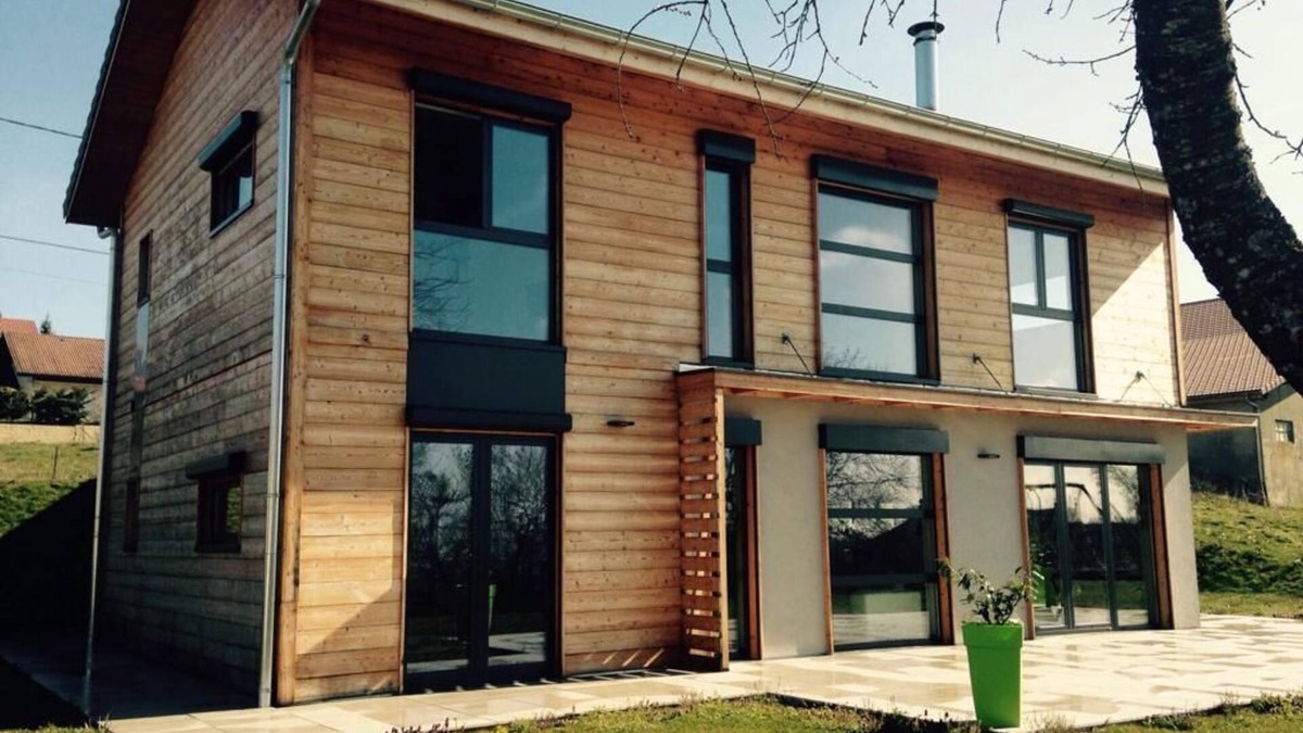Jonzier-Epagny House | Comfortable, bright house. Centrally located for discovering the region!