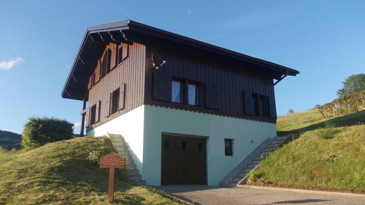 Fresse-sur-Moselle Ski Chalet | Comfortable chalet in a quiet area in the Hautes Vosges in Dennerie