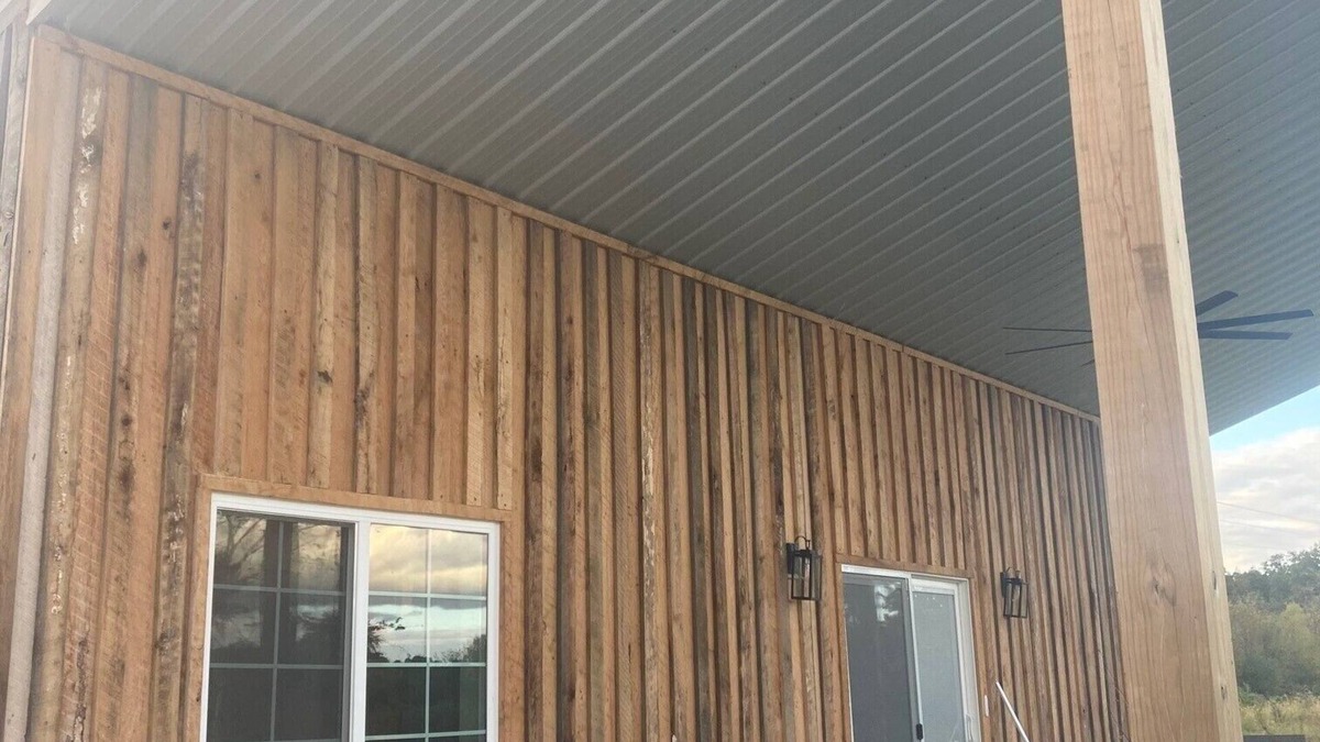 Johnston City Cabin | Comfortable cabin with a beautiful view