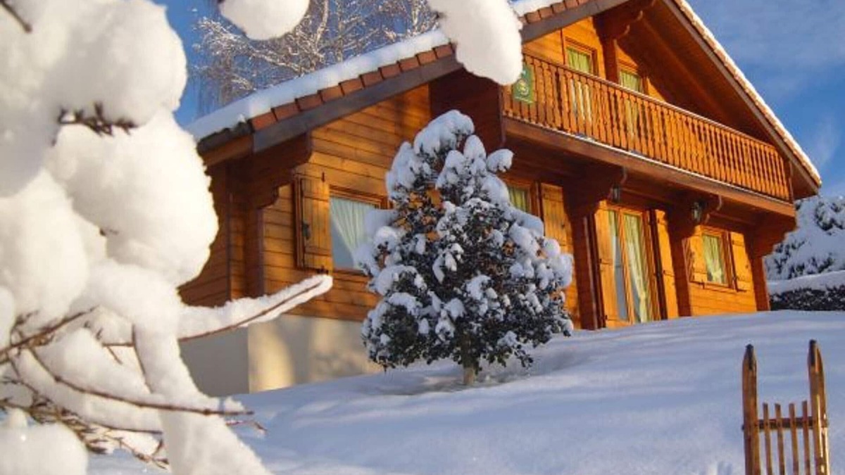 Cleurie Cottage | Comfortable chalet in Cleurie with WIFI, fireplace, and terrace