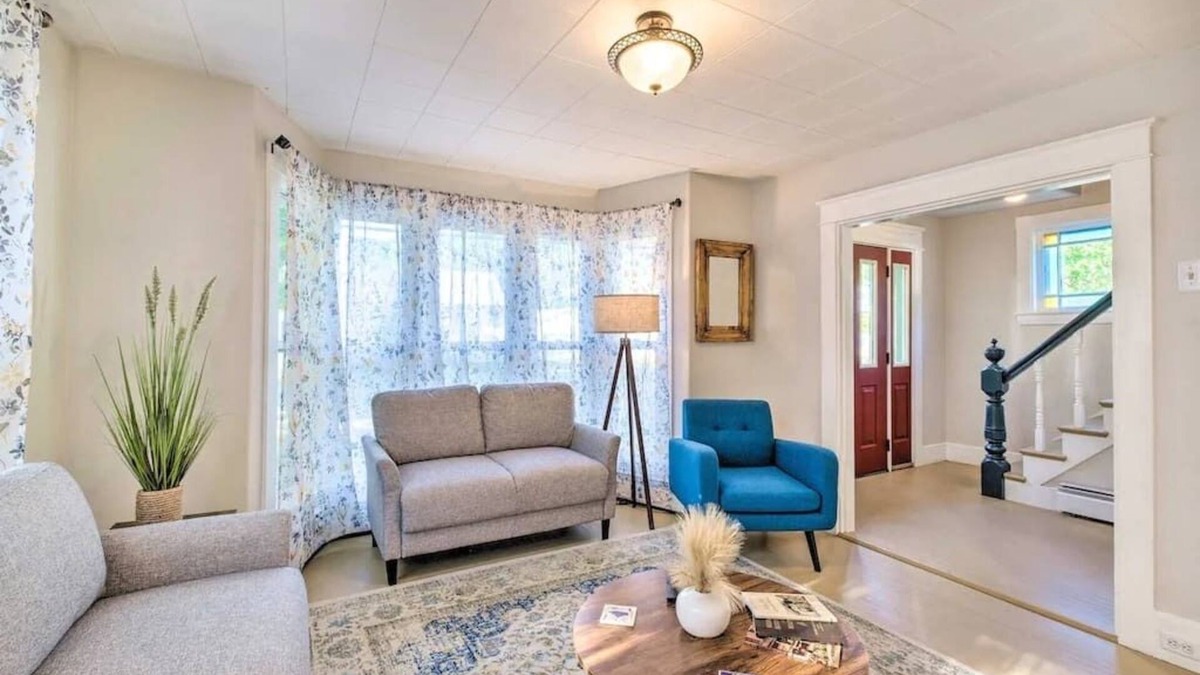 Bingham House | Comfortable, Charming Home Near Outdoor Adventure. Pet Friendly!