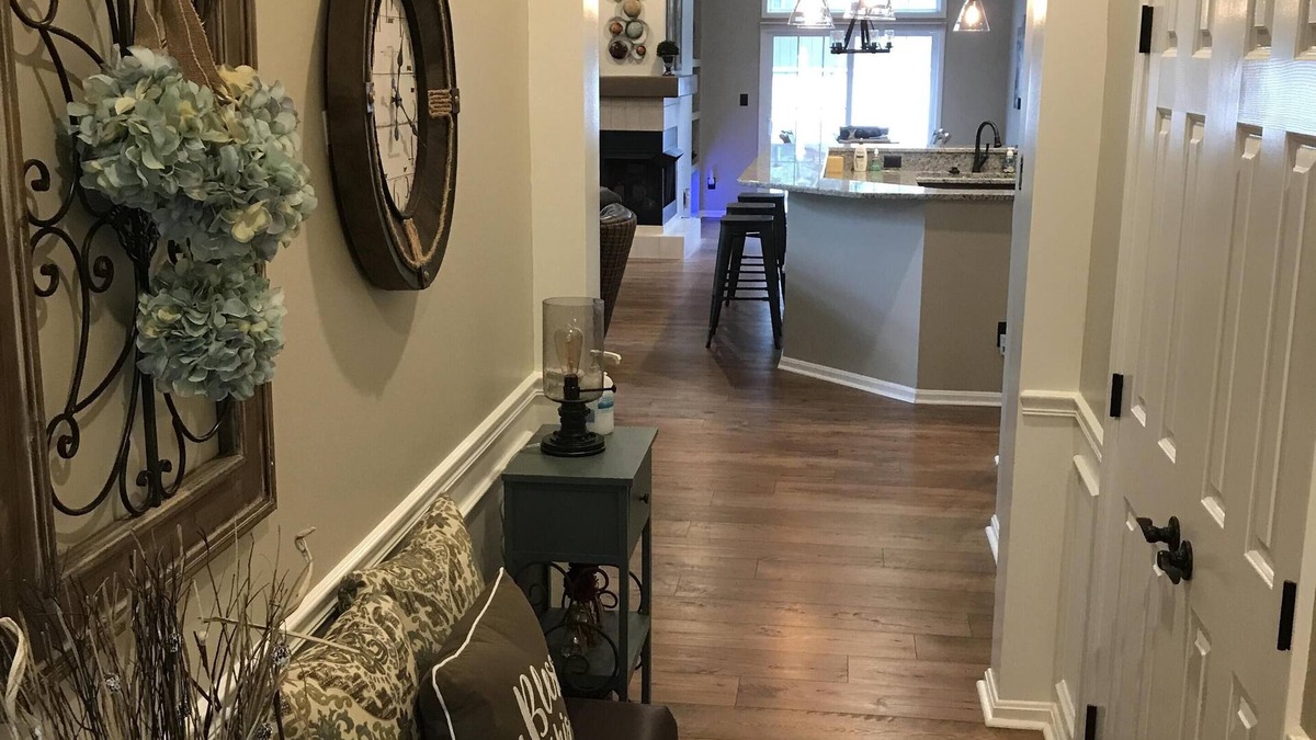 Bloomington Condo | Comfortable, Clean, Roomy, and Close to the Action