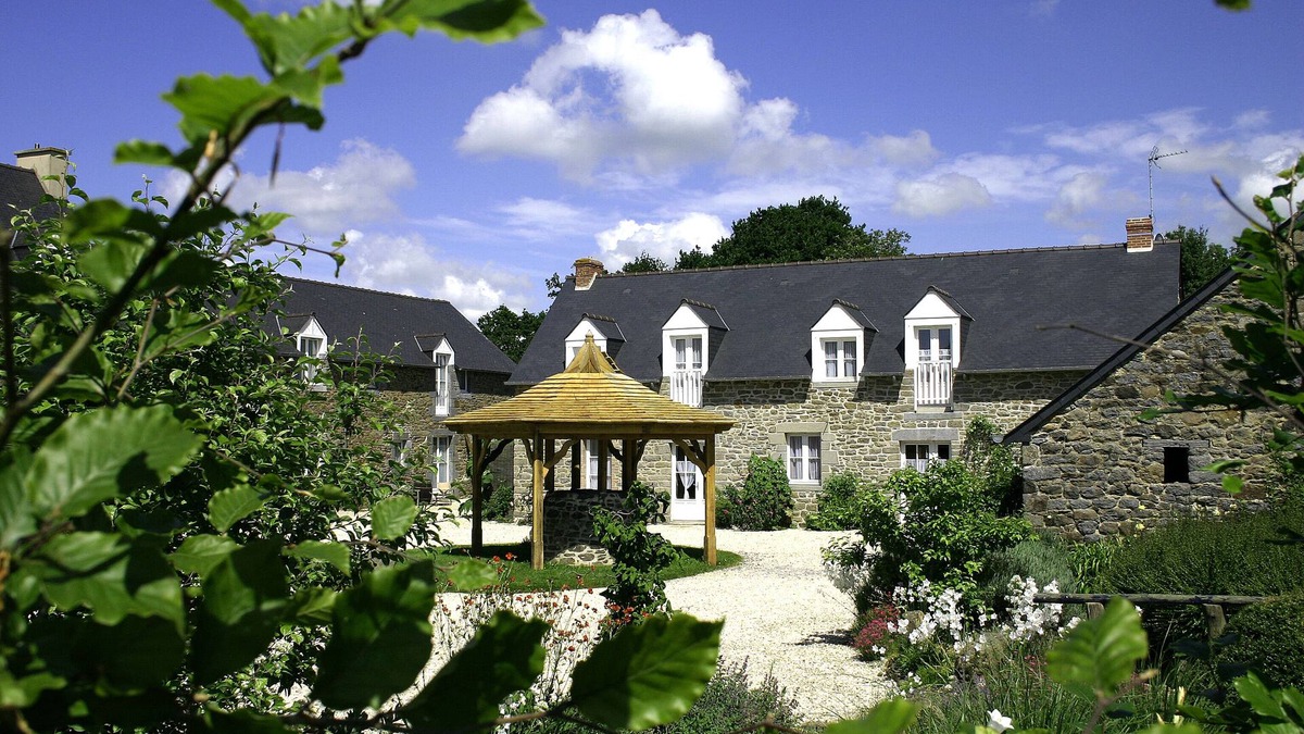 Miniac-Morvan Cottage | comfortable cottage, quiet, with sauna, gardens, near Saint-Malo and Rance