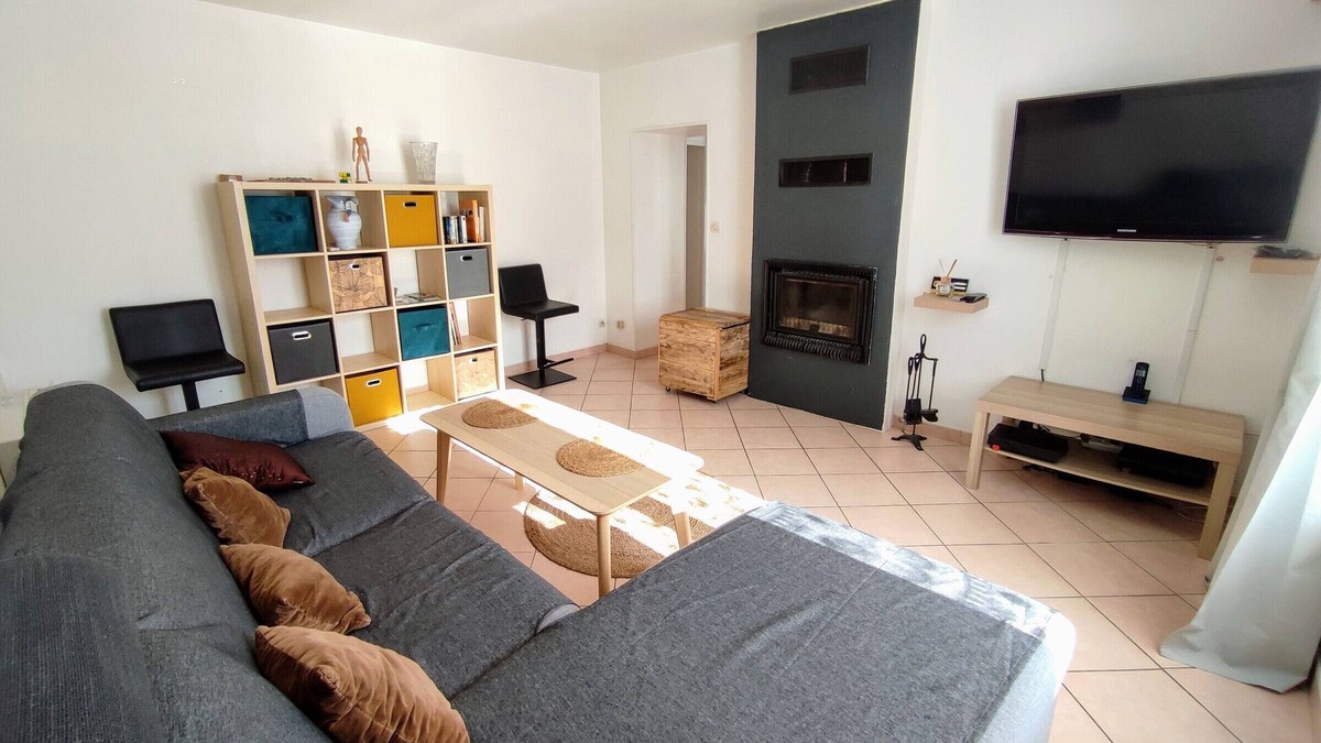 Dompcevrin Cottage | Comfortable cottage with fireplace and parking, near Verdun