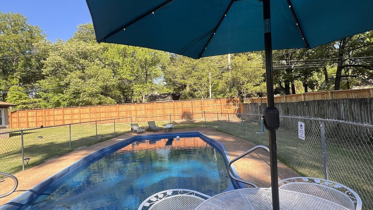 East Memphis House | Comfortable East Memphis home with a pool in a great neighborhood