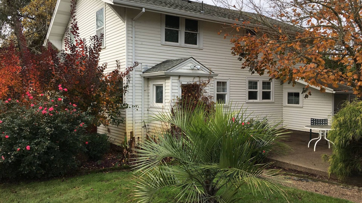 Silverton House | Comfortable farm house just outside Silverton