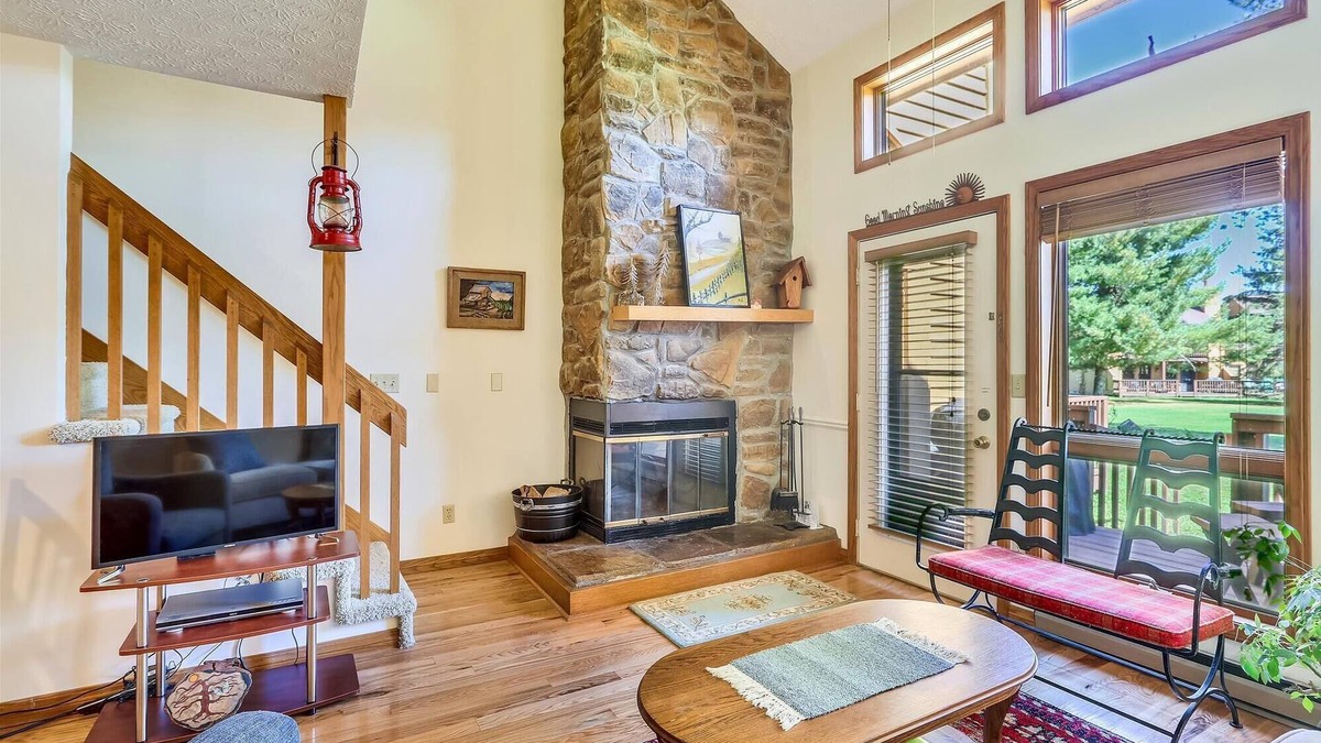 Davis Condo | Comfortable for singles, a couple or small family, Alpine Haus has it all.