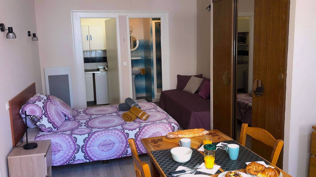 Bourbonne-les-Bains Apartment | Comfortable apartment 100 metres from the spa