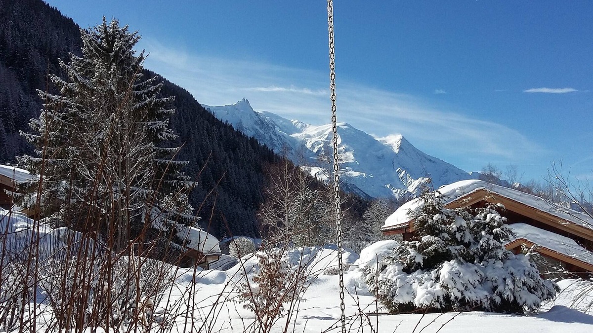 Chamonix-Mont-Blanc Apartment | Comfortable Spacious 65 m², Garden, View Mont Blanc, Near Grands Montets,.