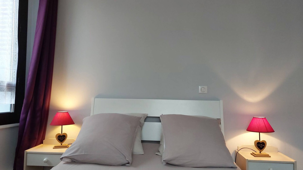 La Roche-sur-Foron Apartment | Comfortable apartment in the heart of Haute-Savoie close to amenities