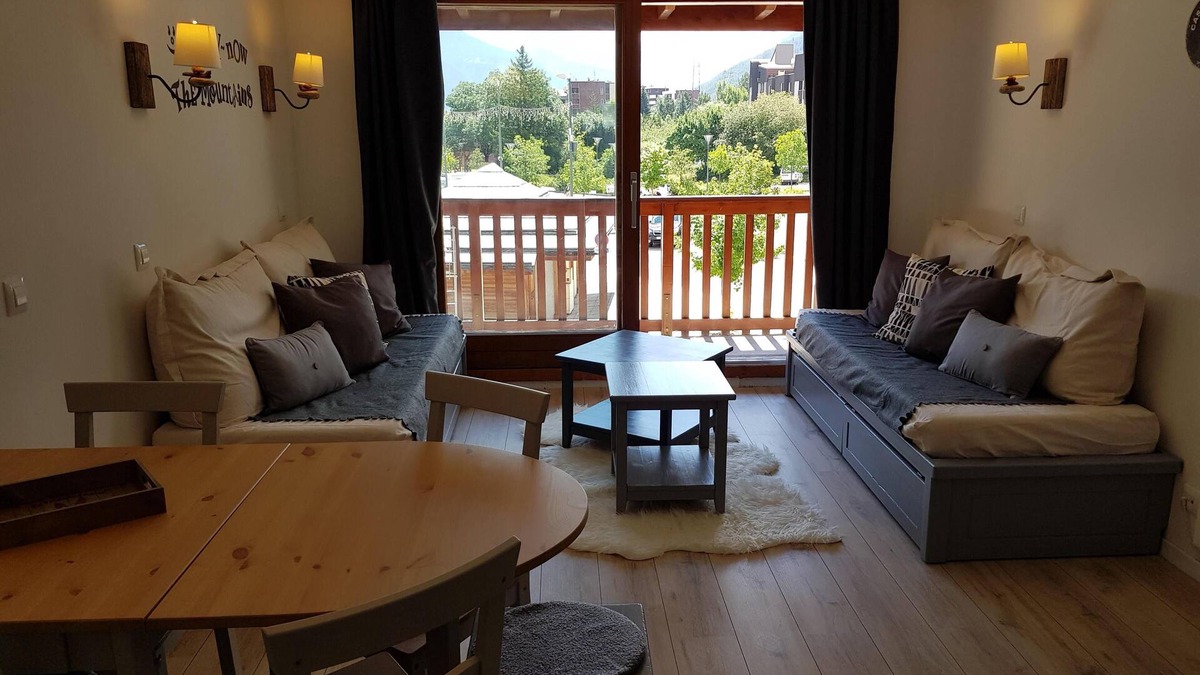La Salle-les-Alpes Apartment | Comfortable duplex apartment renovated - 6 people - Close to ski slopes