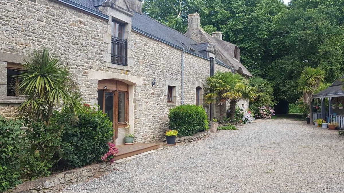 Bignan House | Comfortable gite in the beautiful Brittany countryside