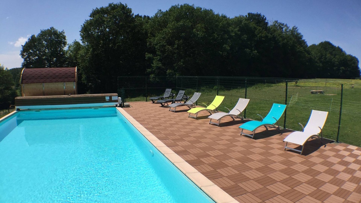 Flacey-en-Bresse Cottage | Comfortable holiday home with pool (5 people)