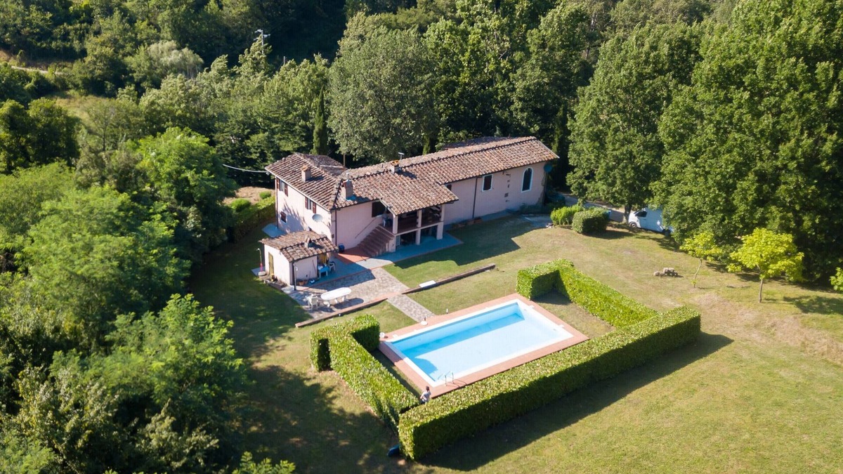 Borgo a Mozzano House | Comfortable Home Romeo Among Greenery, Borgo a Mozzano, Italy