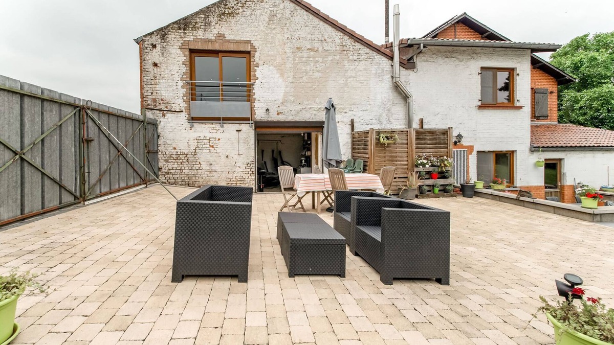 Thy-le-Chateau House | Comfortable holiday home in Thy-le-Château with pool