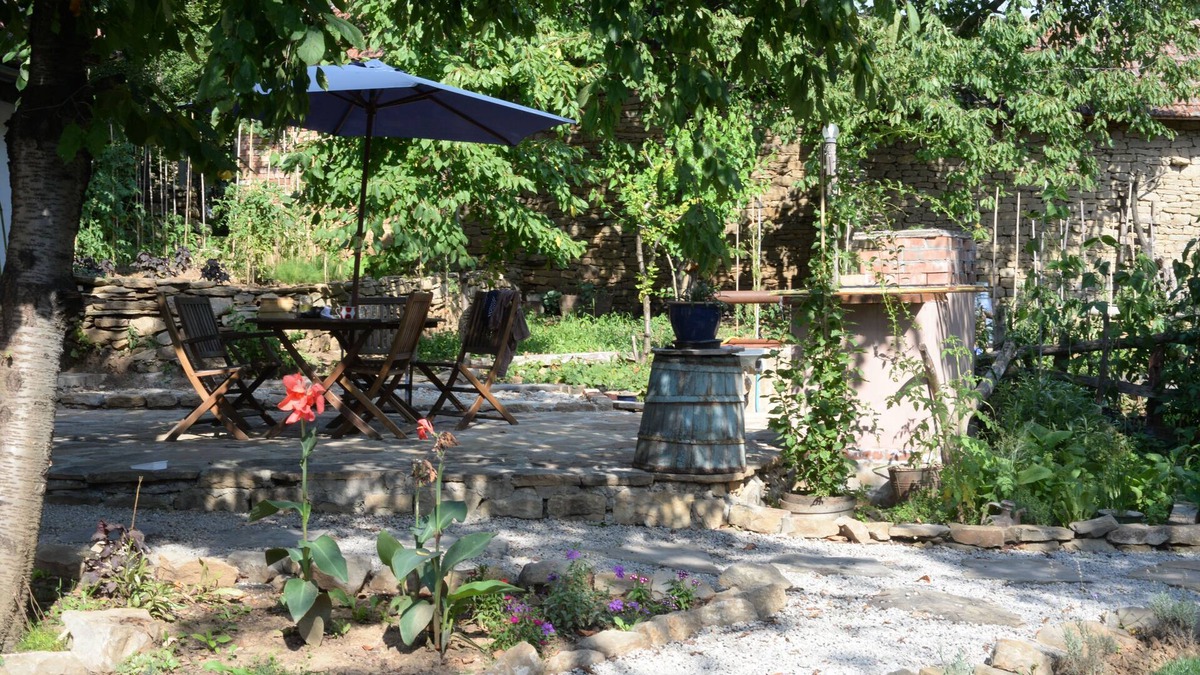 Pavlikeni Other | Comfortable holiday rental with 2 chefs at hand