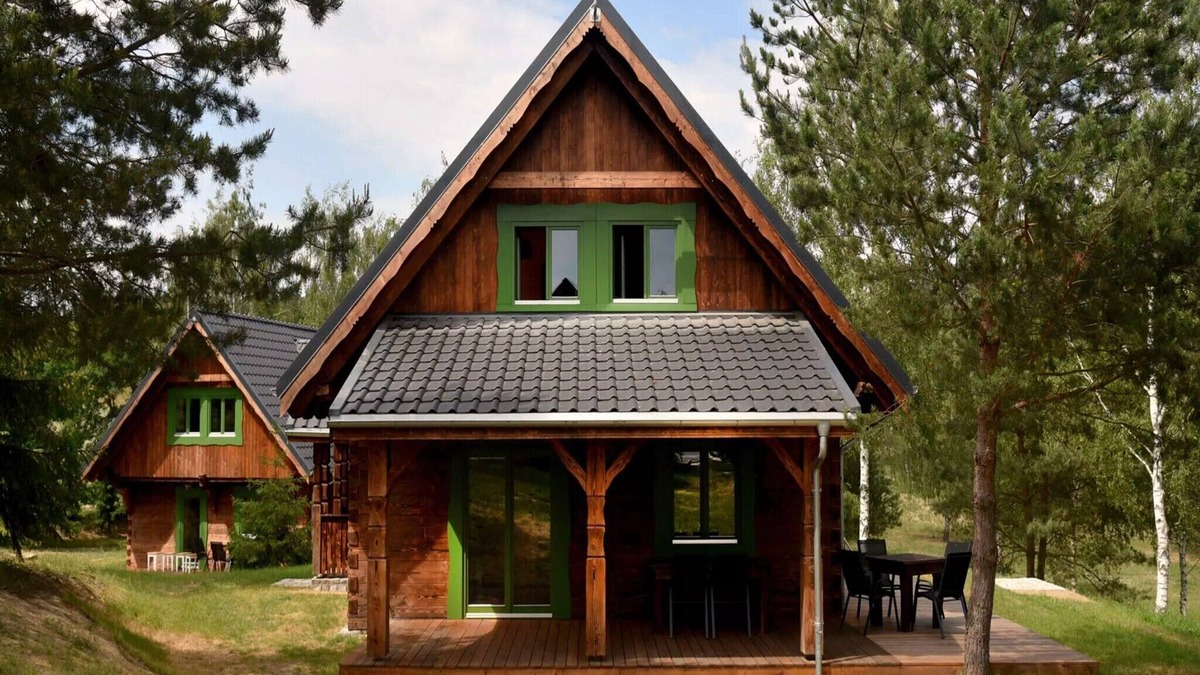 Siemczyno House | Comfortable holiday homes right on the lake