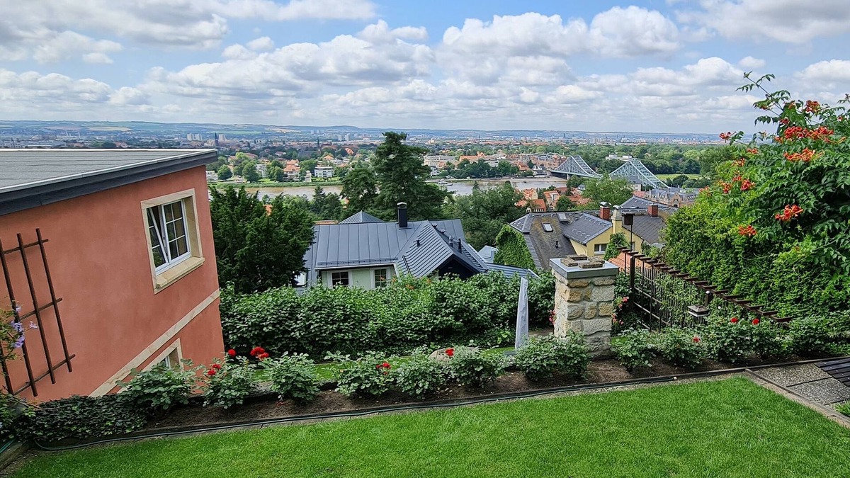 Loschwitz House | Comfortable holiday home with a view over Dresden