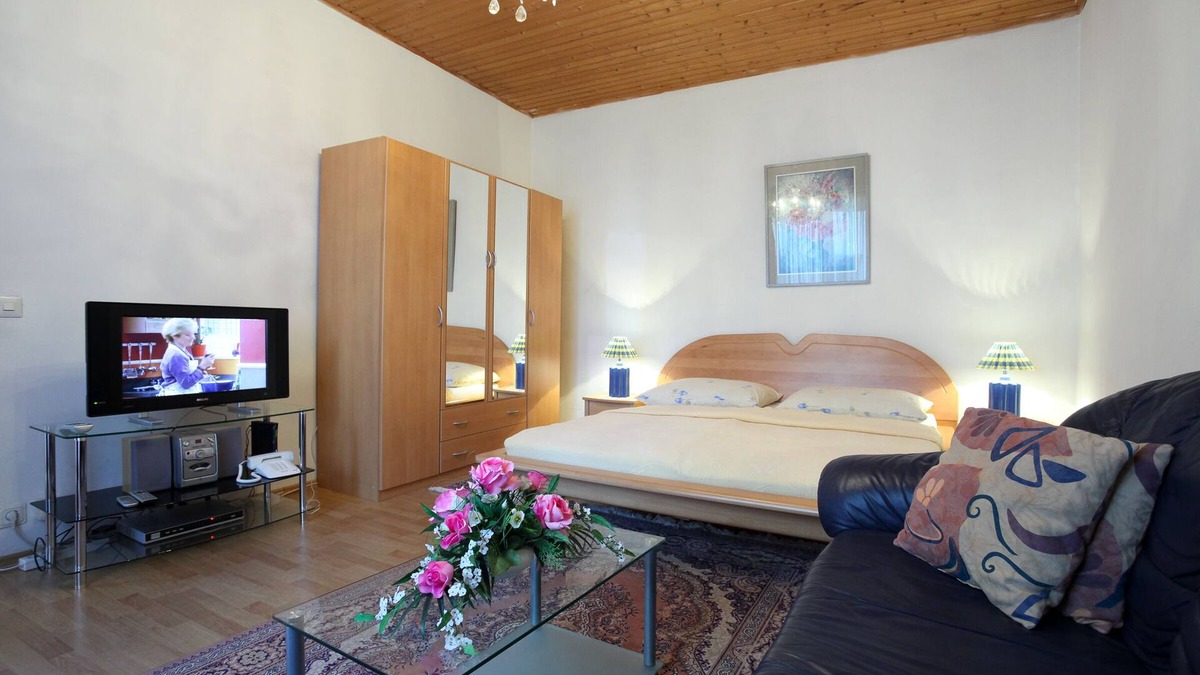 Matzleinsdorf Apartment | Comfortable Holiday Studio Apartment # 5 near the Belvedere