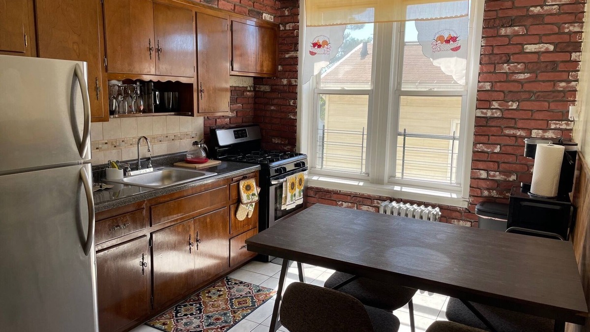 Canarsie Apartment | Comfortable Home Away