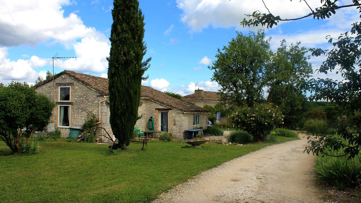 Bagat-en-Quercy House | Comfortable house, Private swimming pool, Pets allowed, Well-being, Nature Relaxation