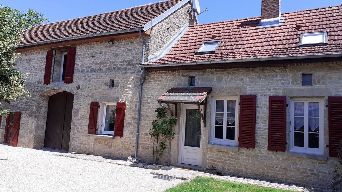 Sennevoy-le-Bas House | Comfortable house in the countryside near Chablis and Champagne