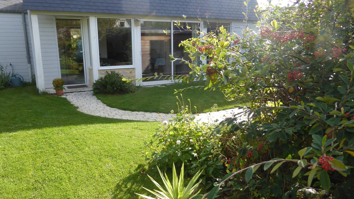 Bayeux House | Comfortable house in the heart of Bayeux with garden and private garage