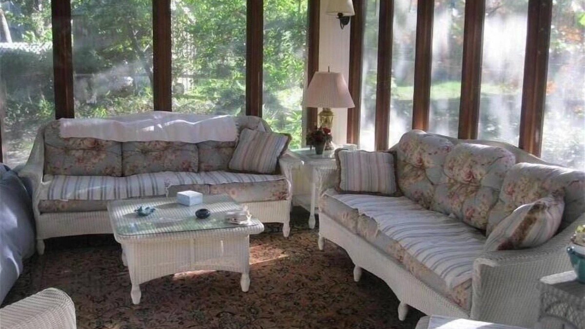 Oak Bluffs House | Comfortable Island Home, Easy Access to Beaches and Town