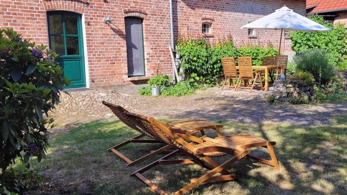 Kirchlinteln Apartment | Comfortable modern vacation apartment with sauna
