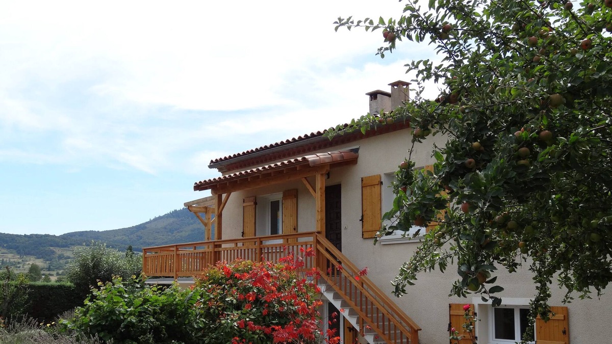 Puivert House | Comfortable, modern gîte in the Pyrenees foothills (sleeps 6)