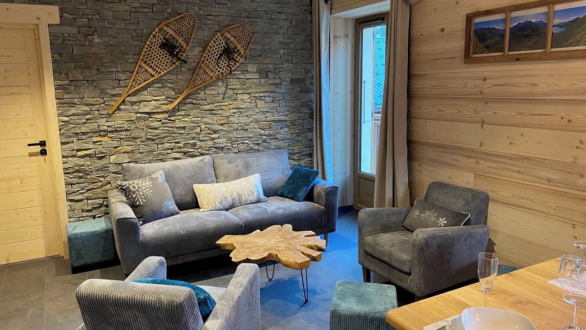 Termignon Apartment | COMFORTABLE MOUNTAIN APARTMENT - SKIING AND HIKING - VAL-CENIS - 8 PERS