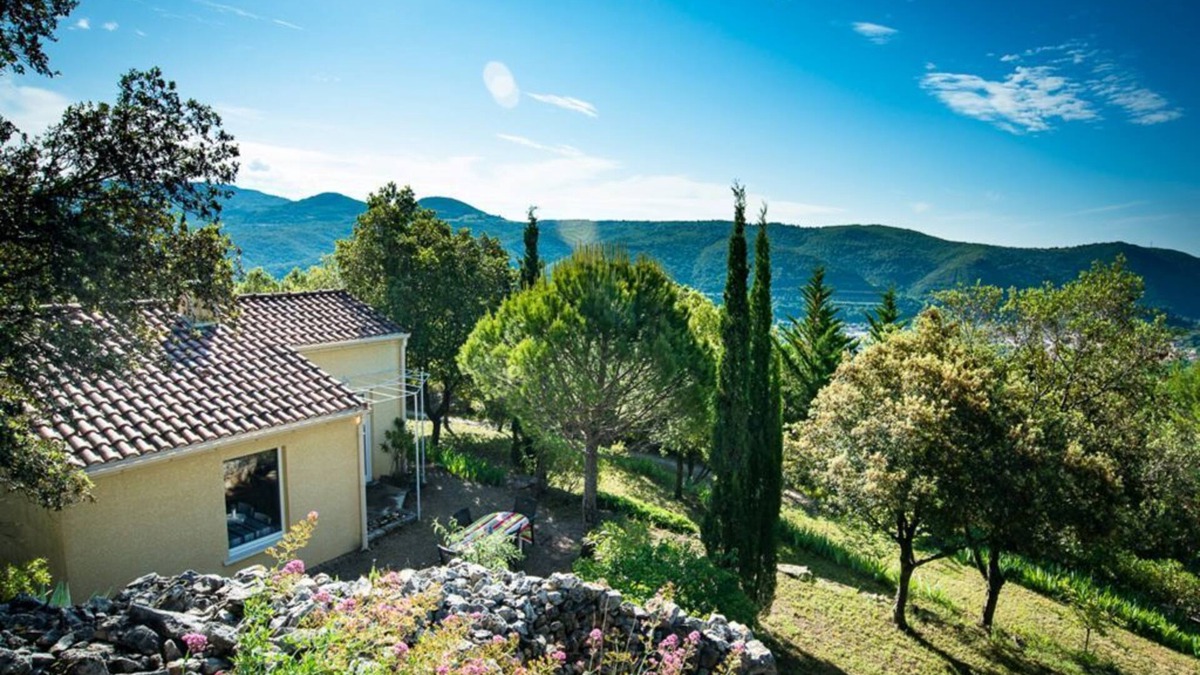 Lodeve House | Comfortable, quiet cottage, magnificent view, a few min. from Salagou Lake