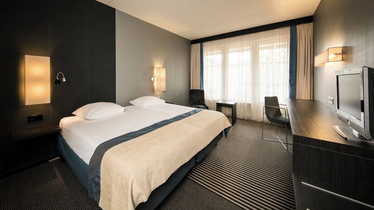 Bruggenmors House | Comfortable Retreat w/Terrace Near TwentseWelle Museum — Walk To Parks And Café