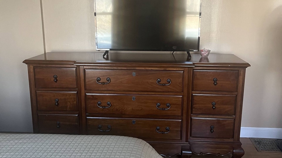 Sherrill Apartment | Comfortable, Safe and Easy location